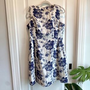 Eva Mendes Sleeveless White and Blue Floral Dress